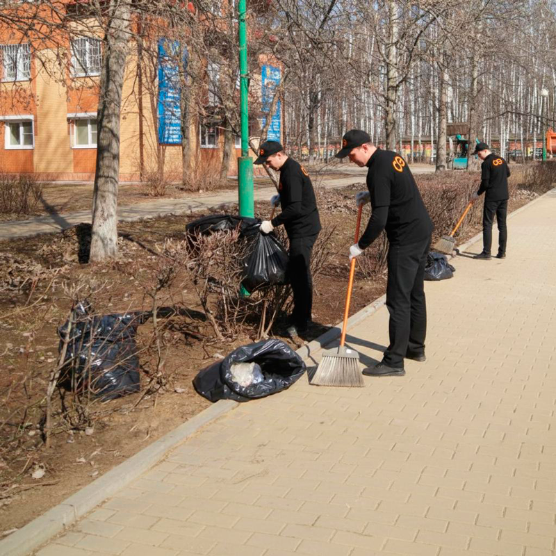 Уборка территории  в Макарьеве